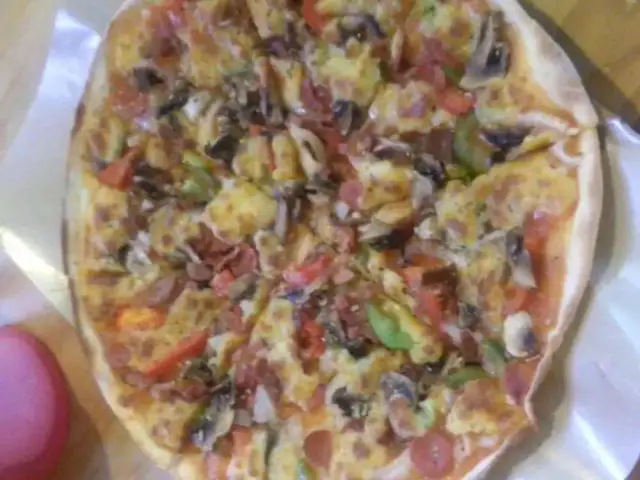 Gambar Makanan Toko Pizza 17
