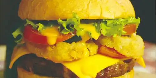 Evy Big Burger, Tirtomartani