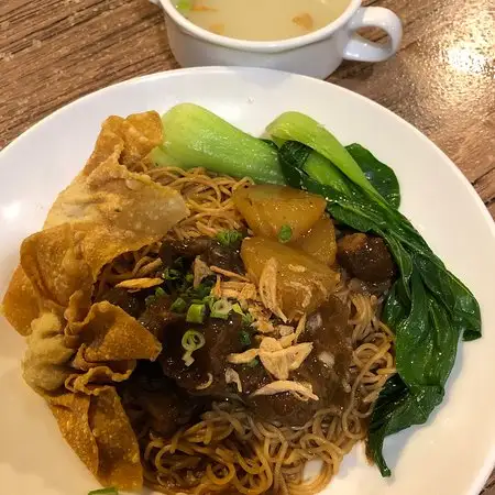 Gambar Makanan Hong Kong Cafe 8