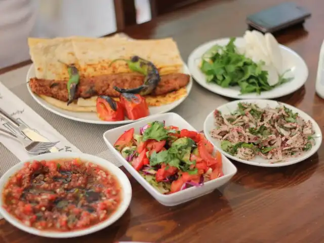 Adanadayım Kebap'nin yemek ve ambiyans fotoğrafları 4