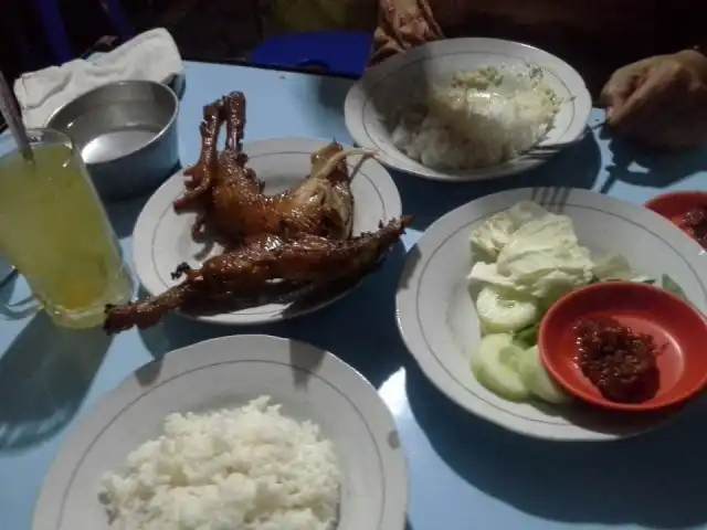 Gambar Makanan Ayam Goreng Kampung & Gule Kambing "Pak Yadi" 9