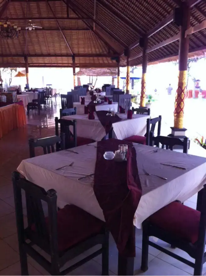 Blue Royal Beach Restaurant - Sunari