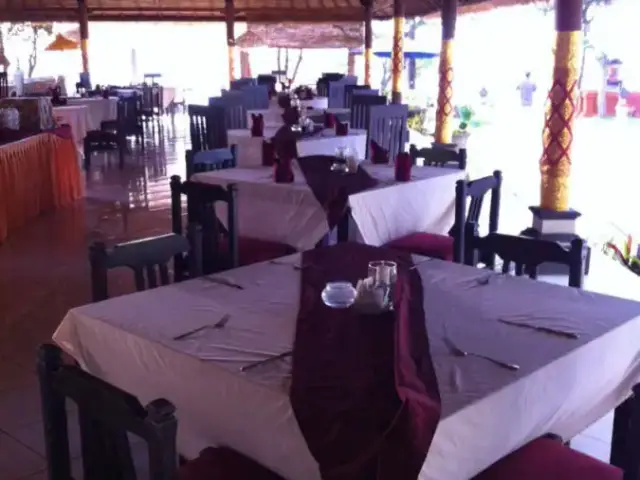 Blue Royal Beach Restaurant - Sunari