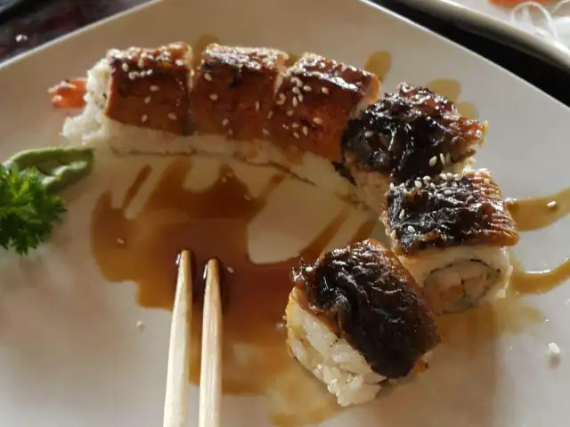 Gambar Makanan Zen Sushi Bar & Restaurant 7