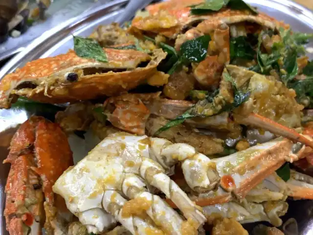 Chai Seafood Food Photo 2