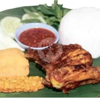 Gambar Makanan Ayam Penyet Itha, Kerobokan 2