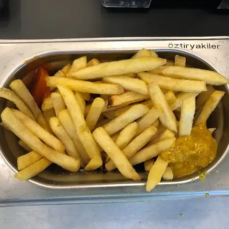 Dobby's Burger Place'nin yemek ve ambiyans fotoğrafları 13
