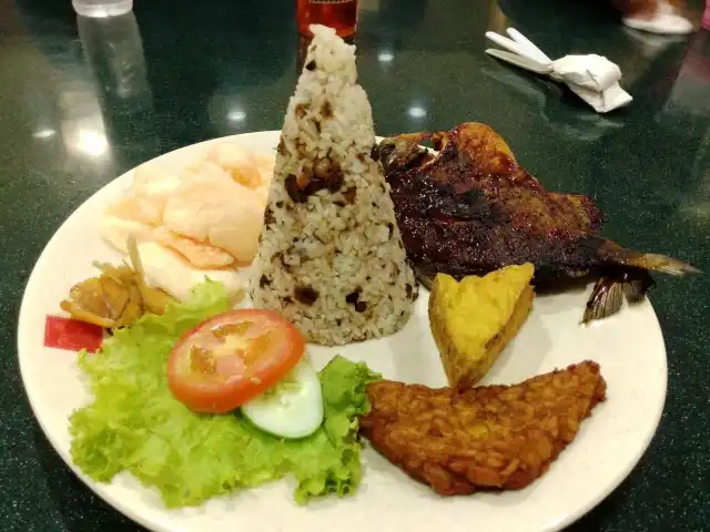 Gambar Makanan Lalaban 8