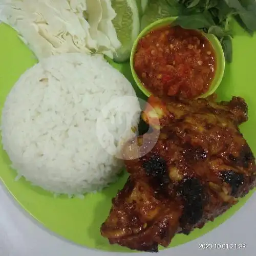 Gambar Makanan Ayam Bakar Mak Ati, Vila Permata 2