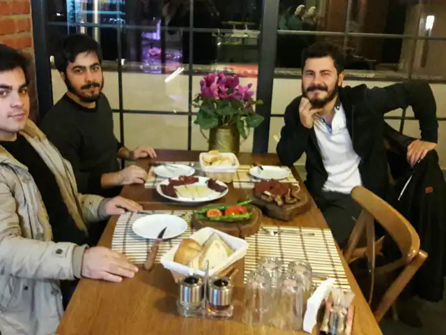 Güven Kahvaltı & SteakHouse'nin yemek ve ambiyans fotoğrafları 6