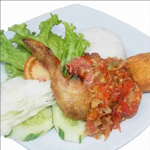 Gambar Makanan Ayam Penyet Putra Solo, Kuningan 1