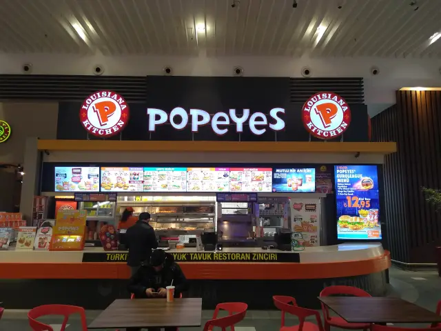 Popeyes'nin yemek ve ambiyans fotoğrafları 12