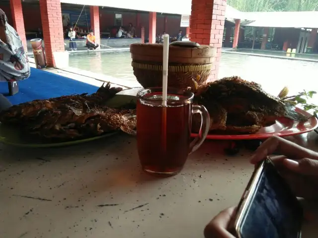 Gambar Makanan RM Pemancingan Agung 4