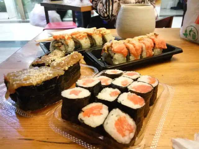 Gambar Makanan Sushi Tora 2