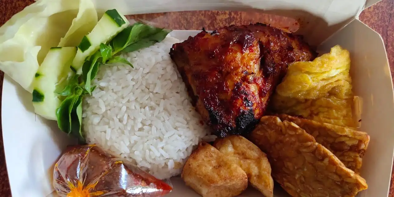 Warung Ayam Gepuk Jimbaran