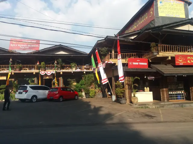 Gambar Makanan Warung Nasi Pengkolan 8