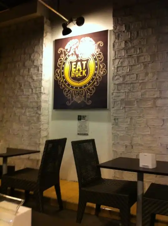 Gambar Makanan Eatrock Coffee House 3