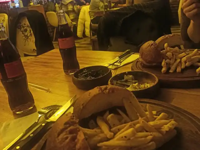 Cezzar Steakhouse'nin yemek ve ambiyans fotoğrafları 7