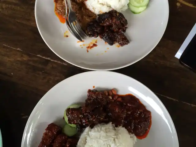 Nasi Lemak Jabatan Kimia Food Photo 15