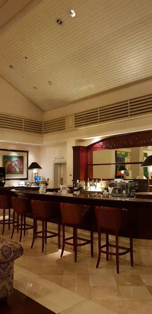 Gambar Makanan Maxis Lounge - Bandara International Hotel 5