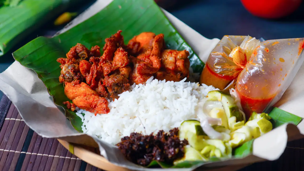 Nasi Mek Wok (Jungle Foodcourt)