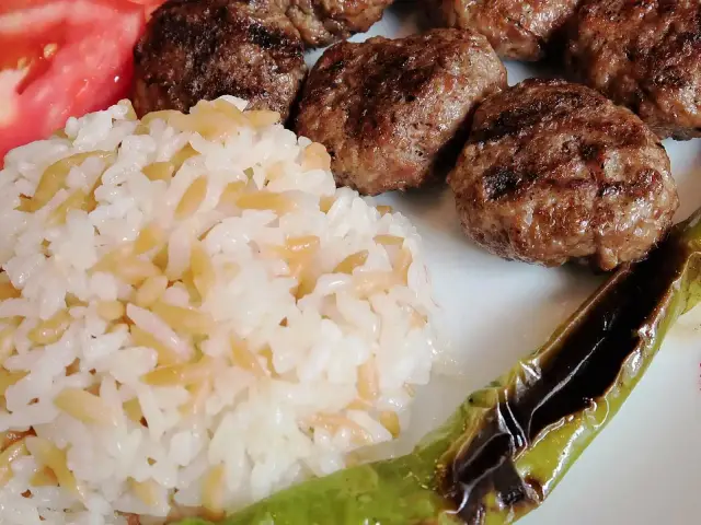 Tahtakale Filibe Köfte'nin yemek ve ambiyans fotoğrafları 6