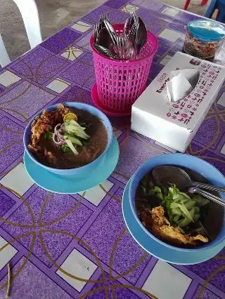 Warung Bawah Pokok Kg Nyior