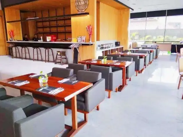 Gambar Makanan Clay's Resto & Cafe - Hotel NEO Tendean 14