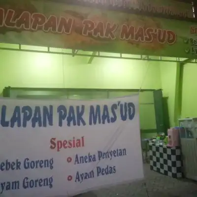 Lalapan Pak Mas'ud