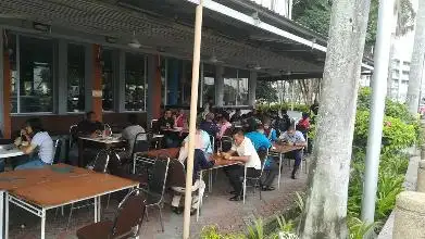 Restoran Warisan Kari Kepala Ikan