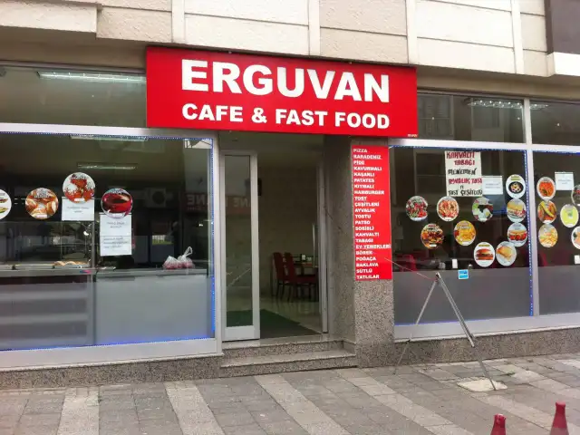 Erguvan Cafe & Lokanta'nin yemek ve ambiyans fotoğrafları 3
