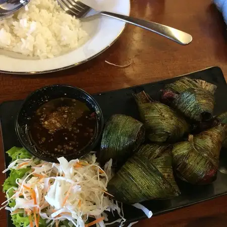 Gambar Makanan Larb Thai Cuisine 14