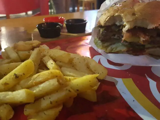 Ohannes Burger'nin yemek ve ambiyans fotoğrafları 15