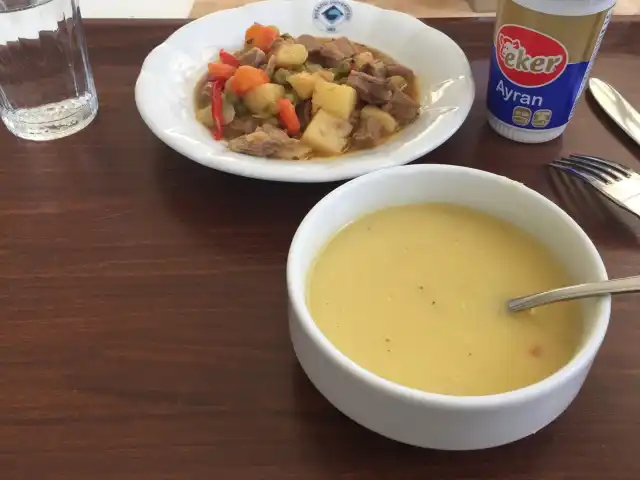 Boğaziçi Üniversitesi Kandilli Kampüsü Yemekhane'nin yemek ve ambiyans fotoğrafları 3