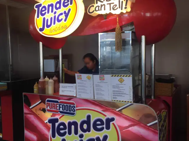 Tender Juicy Hotdog Food Photo 2