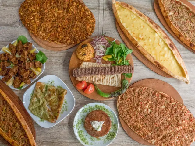 Acıktım Halil Usta Kebap & Lahmacun'nin yemek ve ambiyans fotoğrafları 1