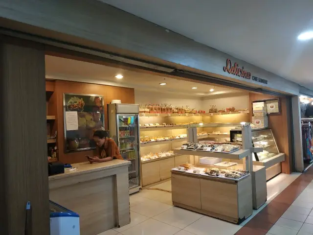 Gambar Makanan Delicious Bakery 5