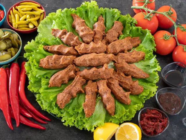 Battalzade Çiğ Köfte'nin yemek ve ambiyans fotoğrafları 1