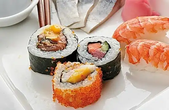 Mai - Ling Chinese & Sushi Restaurant'nin yemek ve ambiyans fotoğrafları 1