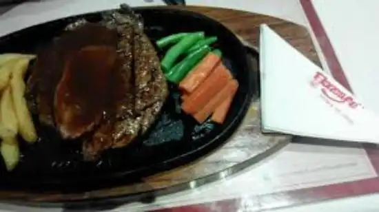 Gambar Makanan Boncafe Restaurant 10