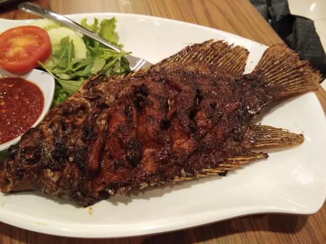 Gambar Makanan Ayam Tulang Lunak Malioboro 12