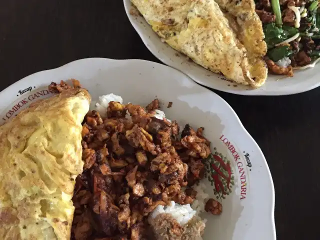 Gambar Makanan Nasi Goreng Pak De Saijo 10