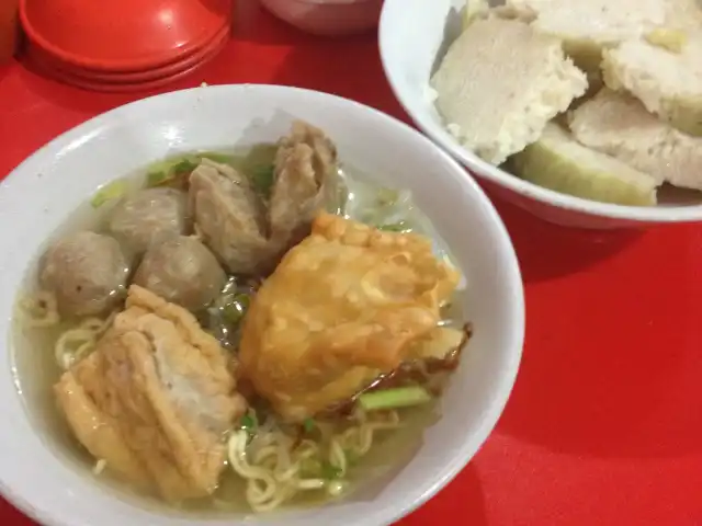 Gambar Makanan Bakso Solo Daging Sapi Goyang Lidah 2