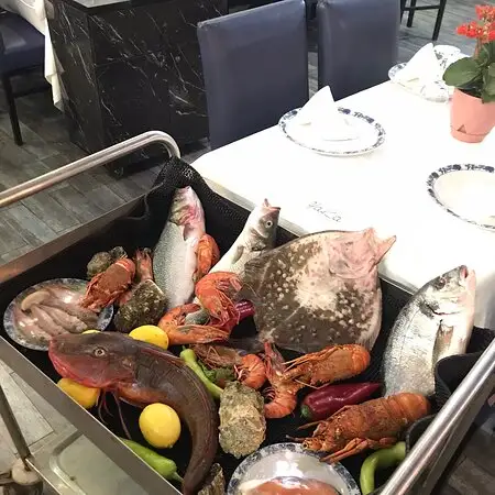 Yaka Balık Restaurant'nin yemek ve ambiyans fotoğrafları 10