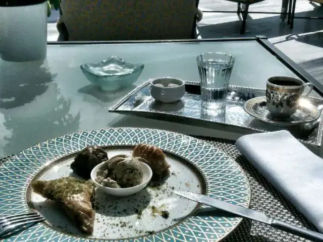 Yalı Lounge - Four Seasons Hotel Bosphorus'nin yemek ve ambiyans fotoğrafları 52