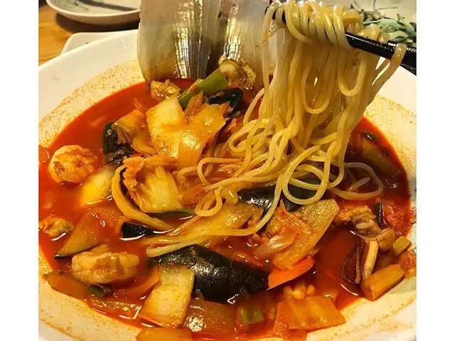 Gambar Makanan Holy Noodle 16