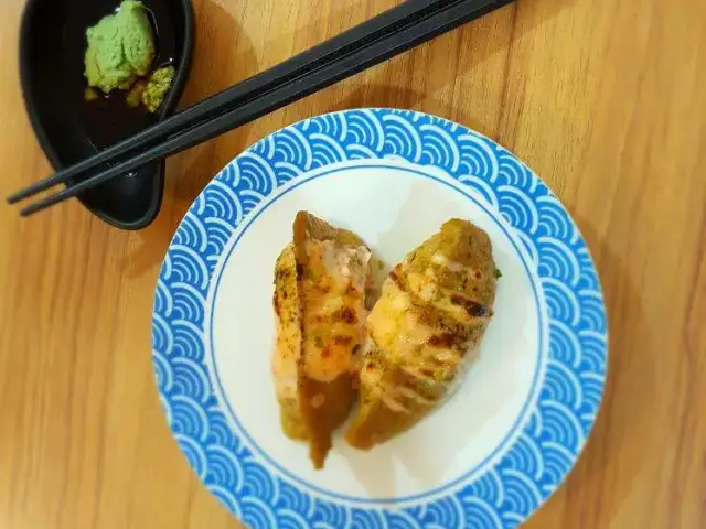 Zen S Sushi Food Photo 2