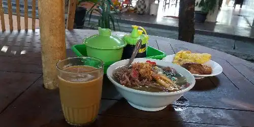 Soto Babat Bumulyono Jalan Parangtritis Km 7.7