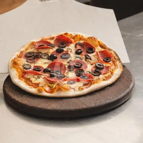 Gambar Makanan ZAC Pizza, S Parman 20