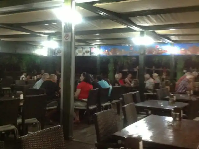 Neumann's Beach Restaurant'nin yemek ve ambiyans fotoğrafları 2